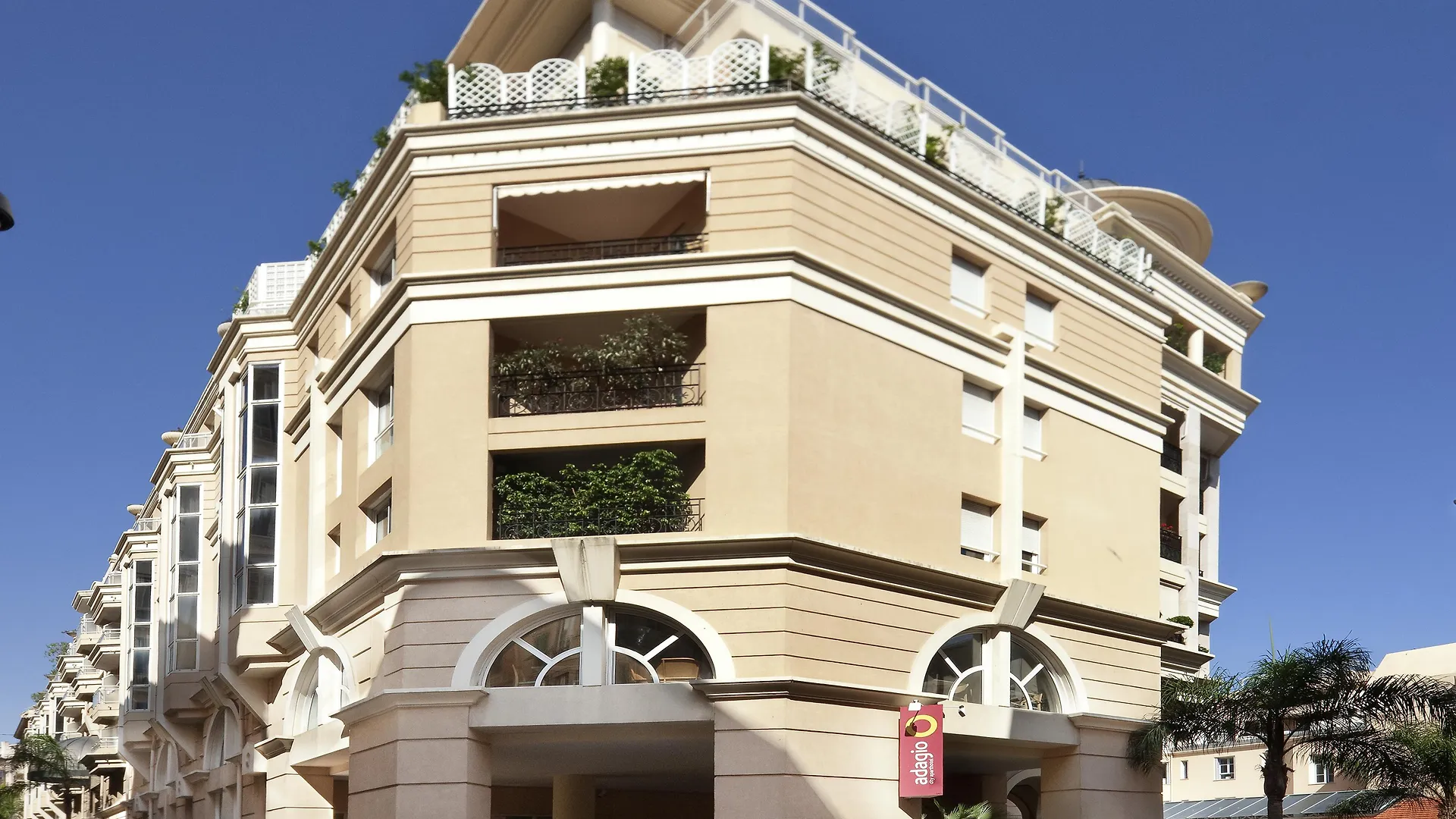 ***  Aparthotel Adagio Monaco Palais Josephine Босолей Франция